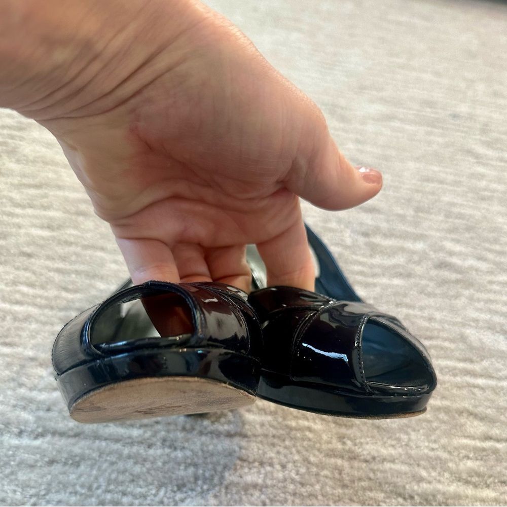 Stuart Weitzman Peekapoo black patent leather slingback shoe size 9 - Picture 3 of 6